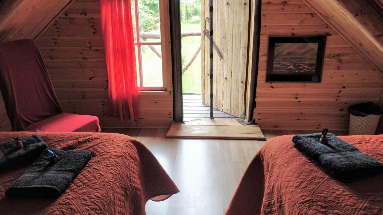 Hotel Suurekivi Kuelalistemaja Reigi Esterno foto