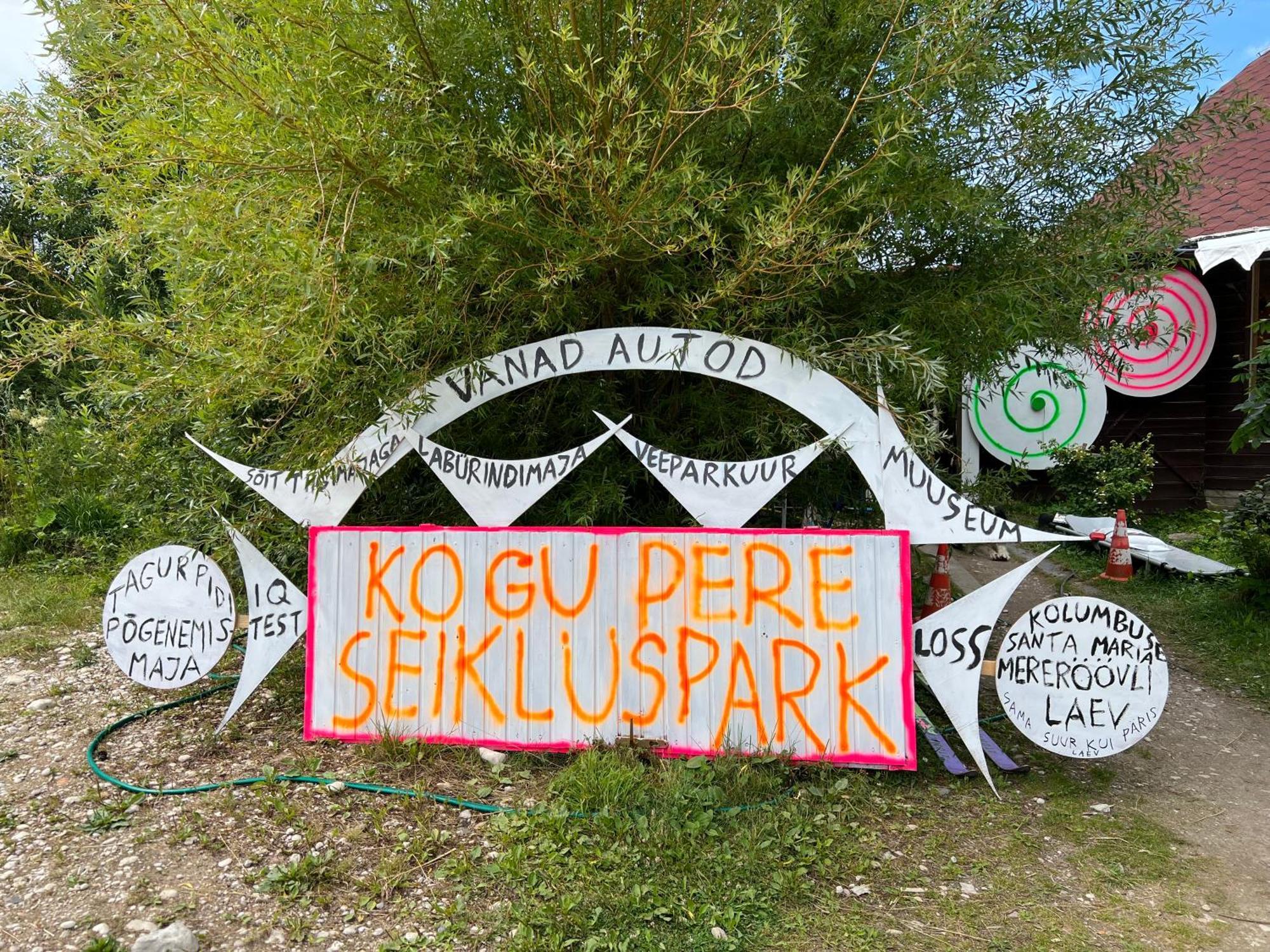 Hotel Suurekivi Kuelalistemaja Reigi Esterno foto