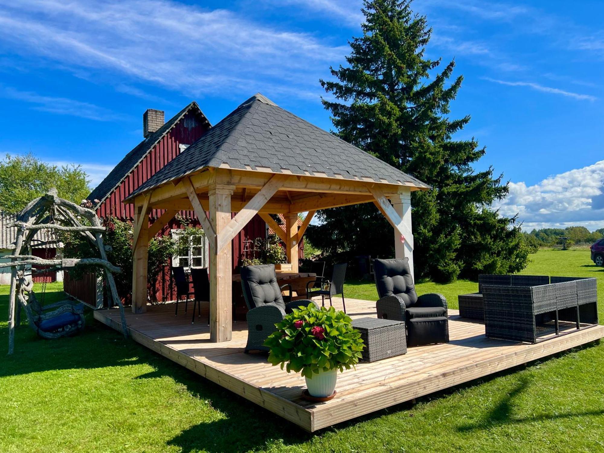Hotel Suurekivi Kuelalistemaja Reigi Esterno foto
